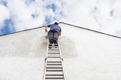 Peinture extérieure à Soudaine-Lavinadière — façades et ravalement
